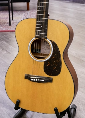 Martin Guitars - 000JR-10e Shawn Mendes Custom Artist Edition